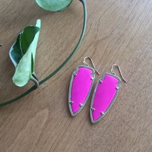 Kendra Scott Skylar Arrowhead Earrings